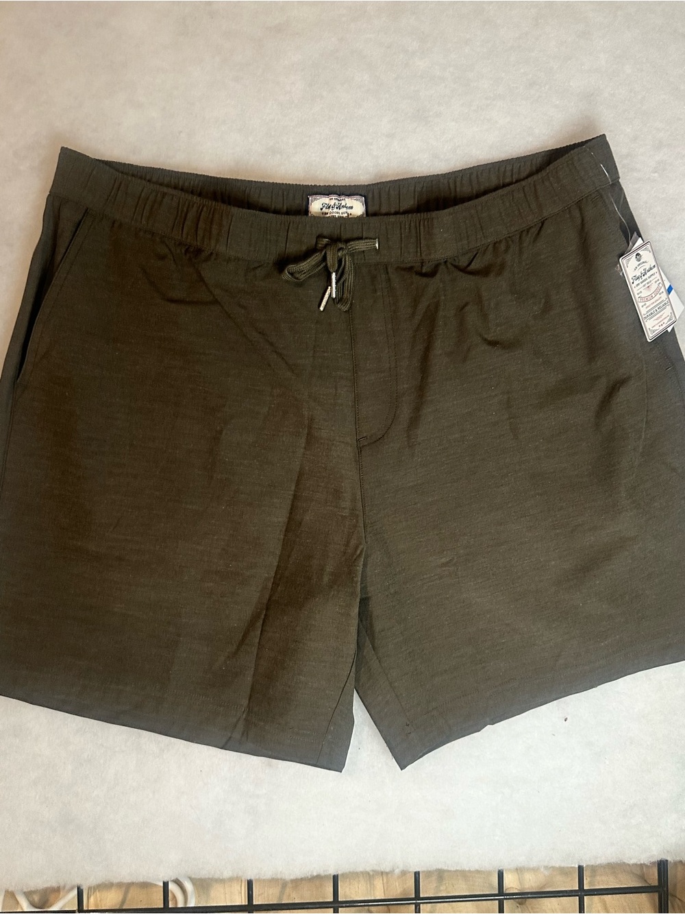 Men’s front tie shorts